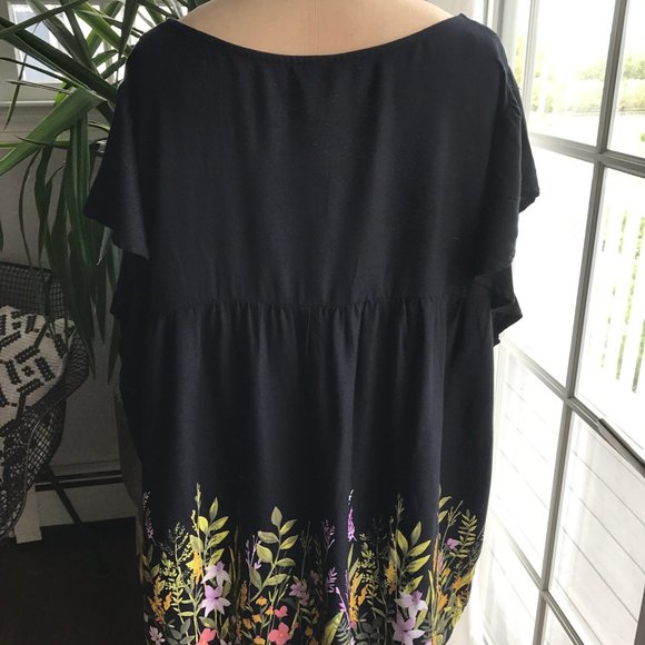 Old Navy Floral Top - Picture 4 of 8